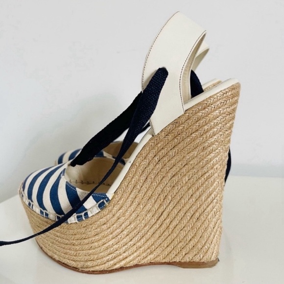 AUTHENTIC GUCCI STRIPED WEDGE ESPADRILLES - Picture 3 of 3